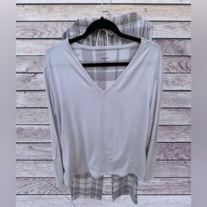 BORN Medium Gray Women's soft pajamas